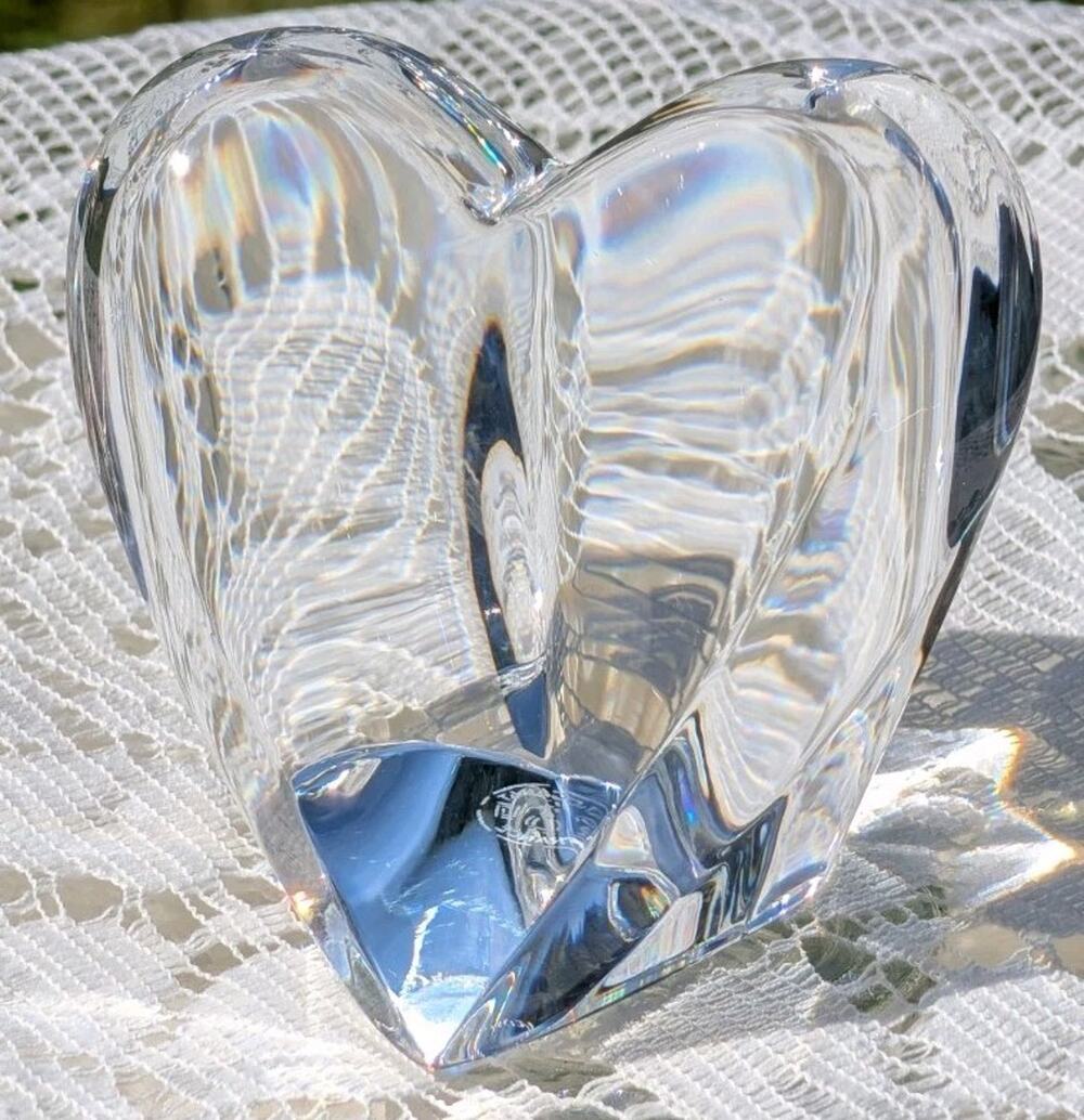 Vintage Baccarat Crystal Clear Puffed Heart Paperweight Signed France 3"